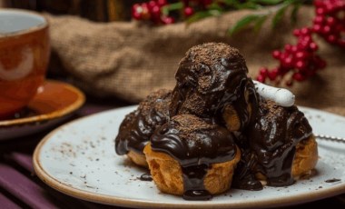 Pastane usulü pofuduk profiterol tarifi: Püf noktalarıyla tam kıvamında profiterol... MasterChef profiterol nasıl yapılır?