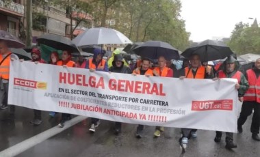 İspanya'da 80 binden fazla otobüs şoförü greve gitti