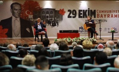 'Cumhuriyet’in Aydınlığı' mısralarla melodileri buluşturdu