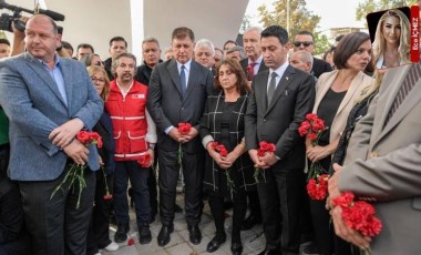 İzmir’de depremin 4. yıldönümünde 30 Ekim Deprem Anıtı ve Parkı’nda tören düzenlendi