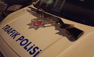 Çorum'da polisin şüphelendiği otomobilden tüfek çıktı!