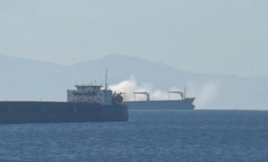 Son dakika... Marmara Denizi açıklarında gemi yangını: 2 kişi hayatını kaybetti!