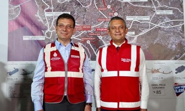 Özgür Özel ve Ekrem İmamoğlu metro hattı gezisinde bir araya geldi