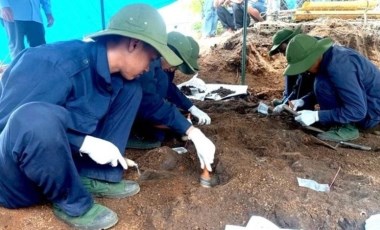 Vietnam'da askerlere ait toplu mezar bulundu