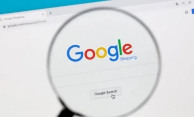 Google gerçek sitelere mavi tik dağıtmaya başlayacak