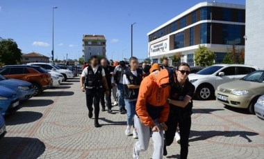 Kırklareli'nde bir anne, uyuşturucu ticareti yapmakla suçlanan oğlunu polise teslim etti