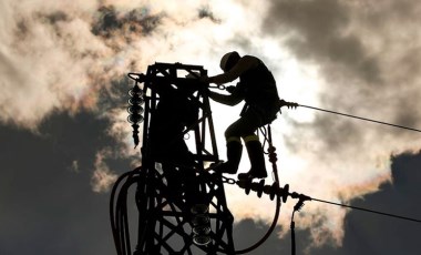 12 Kasım İZMİR elektrik kesintisi: İZMİR ilçelerinde elektrikler ne zaman ve saat kaçta gelecek?