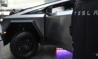 Tesla'nın elektrikli kamyoneti Cybertruck Ankara'ya ulaştı