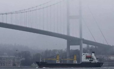 İstanbul Boğazı'nda gemi trafiği çift yönlü askıya alındı!