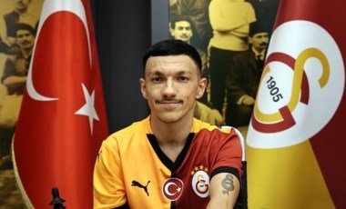 Galatasaray, milli yüzücü Umut Ünlü ile sözleşme imzaladı!