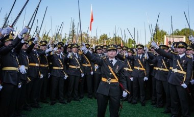 Yankı Bağcıoğlu: Teğmenlere disiplin süreci Türk Silahlı Kuvvetleri’ne yeni bir operasyondur