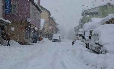 Tunceli'de kar yağışı