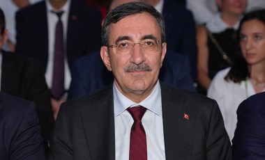 Cevdet Yılmaz: Üç büyük kredi kuruluşu not artışıyla programımıza duydukları güveni göstermişlerdir