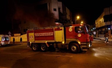 Mersin'de tekstil fabrikasında yangın: Dumandan etkilenenler var