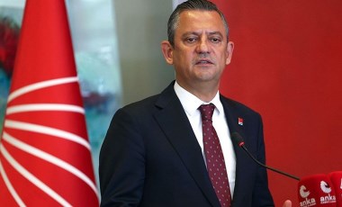 Özgür Özel'den kayyuma karşı yeni hamle: 414 belediye başkanı CHP'de toplanacak!