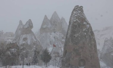 Kapadokya beyaz örtüyle kaplandı