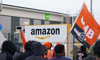 Jeff Bezos'un başı protestocularla dertte: Binlerce çalışan greve gidiyor