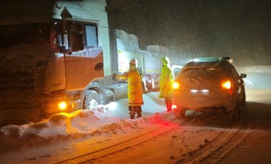 Tunceli'de 'kar' alarmı: 202 köy yolu ulaşıma kapandı