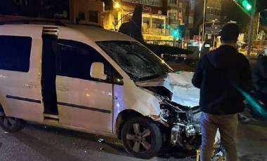 Adana'da feci kaza... Kamyonetle elektrikli bisiklet çarpıştı: Ölü ve yaralılar var!