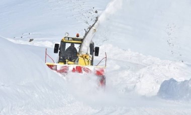 Kar ve tipi hayatı felç etti: 226 köye ulaşılamıyor!