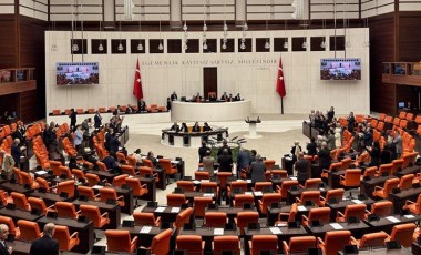 Muhalefetin önerileri AKP ve MHP oylarıyla reddedildi