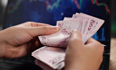 Bankaların faiz yarışı sürüyor: 750 bin liranın faiz getirisi ne kadar? En yüksek faizi hangi banka veriyor?