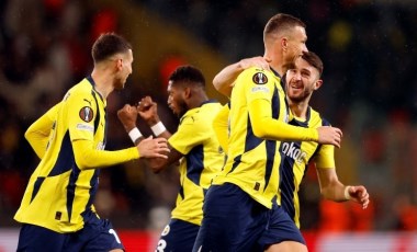 Fenerbahçe Çekya'dan 3 puanla dönüyor: Slavia Prag 1-2 Fenerbahçe