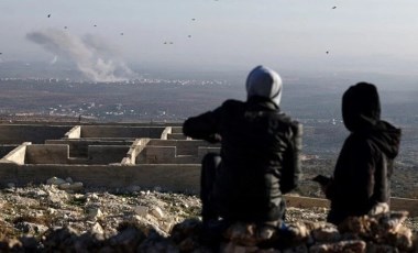 Suriye'de tansiyon yükseliyor... Cihatçı gruplar Halep'e girdi!