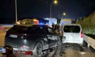 Afyonkarahisar'da 13 araçlık zincirleme kaza: 22 kişi yaralandı!