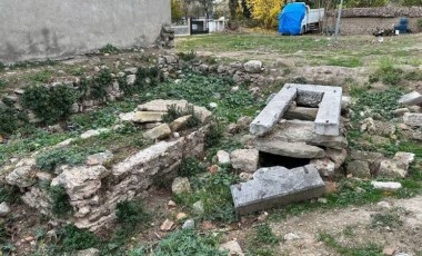 İznik’te tarihi mezarlıklar bakımsızlık nedeniyle harap durumda