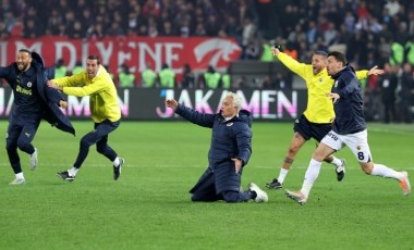 Cenk Tosun'dan Jose Mourinho paylaşımı: 'Premier Lig'deki gibi değil'