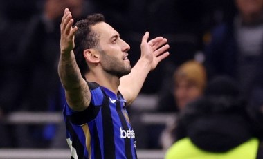 Hakan Çalhanoğlu Arsenal'ı yıktı: Inter'den üst üste 3. galibiyet!