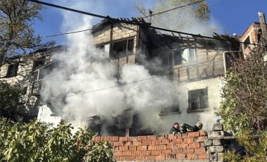 Karabük'te çöp ev yangını