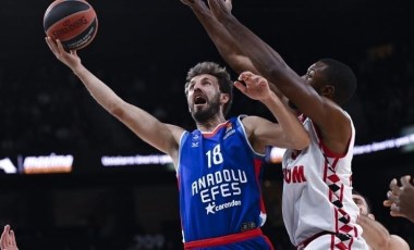 Anadolu Efes'e evinde Monaco şoku!