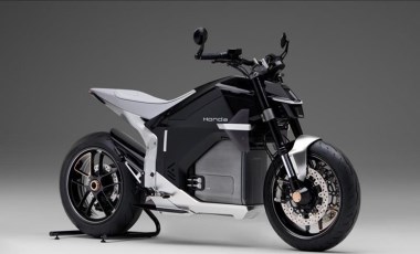 Honda, yenilenen modellerini EICMA 2024'te sergiliyor: Elektrikli Honda'lar dikkat çekiyor...