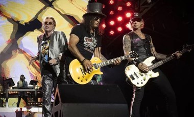 Guns N' Roses konser biletleri el yakıyor