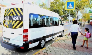 MEB’ten skandal karar: Kız öğrencilere ön koltuğu yasakladılar!