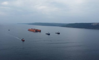 Çanakkale Boğazı sis nedeniyle gemi trafiğine kapatıldı!