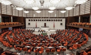 Emeklilik şartlarında yeni yasa Meclis'te: Kimler erken emekli olabilecek?