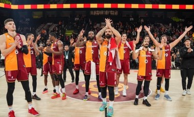 Galatasaray'dan Darüşşafaka'ya 100 sayı!