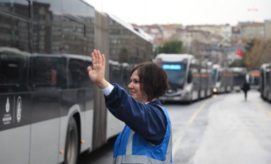 İETT tarihinde ilk: Kadın metrobüs denetim amiri mesaisine başladı