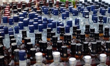 Yılbaşı öncesi Hatay'da operasyon: Binlerce litre kaçak alkol ele geçirildi!