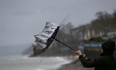 Meteoroloji tarih verdi: Fırtına uyarısı!