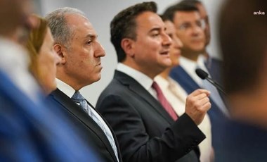 Mustafa Yeneroğlu partiden istifa etti: Ali Babacan'dan ilk açıklama, AKP sorusunu yanıtladı