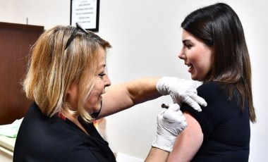 İzmir’de ücretsiz HPV aşısı uygulaması başladı