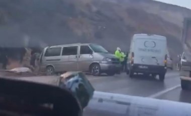 Gaziantep'te sabaha karşı feci kaza! İşçi servisi ile TIR çarpıştı: 2 ölü, 7 yaralı