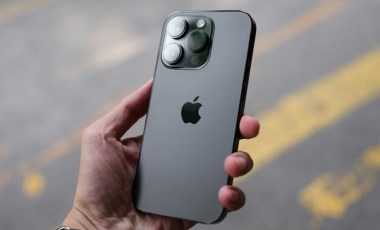 Apple, mağazalarından 3 iPhone modelini kaldırdı