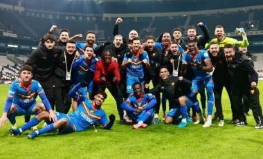 Galatasaray maçı öncesi Göztepe'ye 4 oyuncudan iyi haber