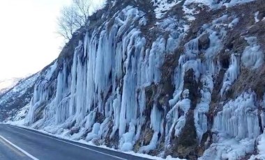 Tunceli'de görsel şölen: Ağlayan Kayalar buz tuttu