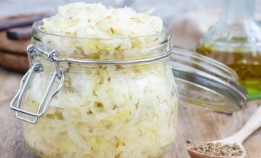 Alman mutfağının ikonik lezzeti: Sauerkraut tarifi